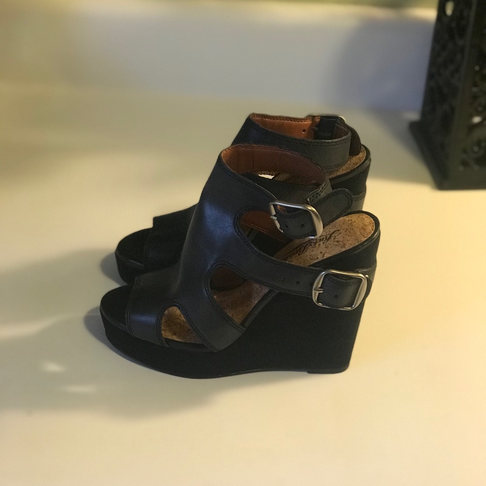 Lucky Brand Black Leather Wedge Sandals 6 1/2M